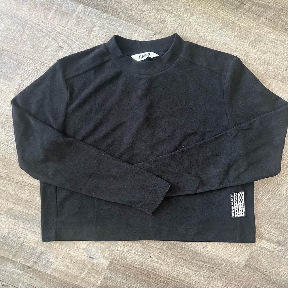 RAINS lightweight fleece sweater black size Large NWT